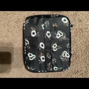 Makeup case